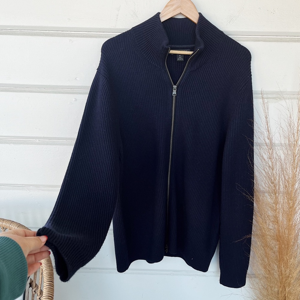 Banana Republic Men’s Cardigan With Zipper